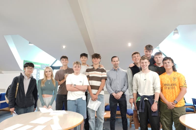 Lincoln Minster Students Celebrate GCSE Success 